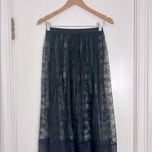 VS Long Lace Skirt